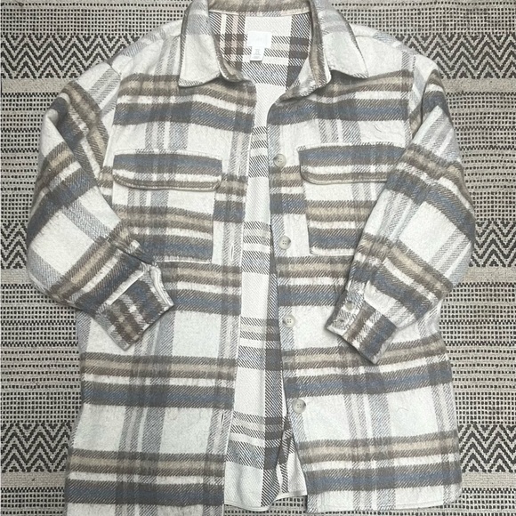 H&M - Picture 1 of 4